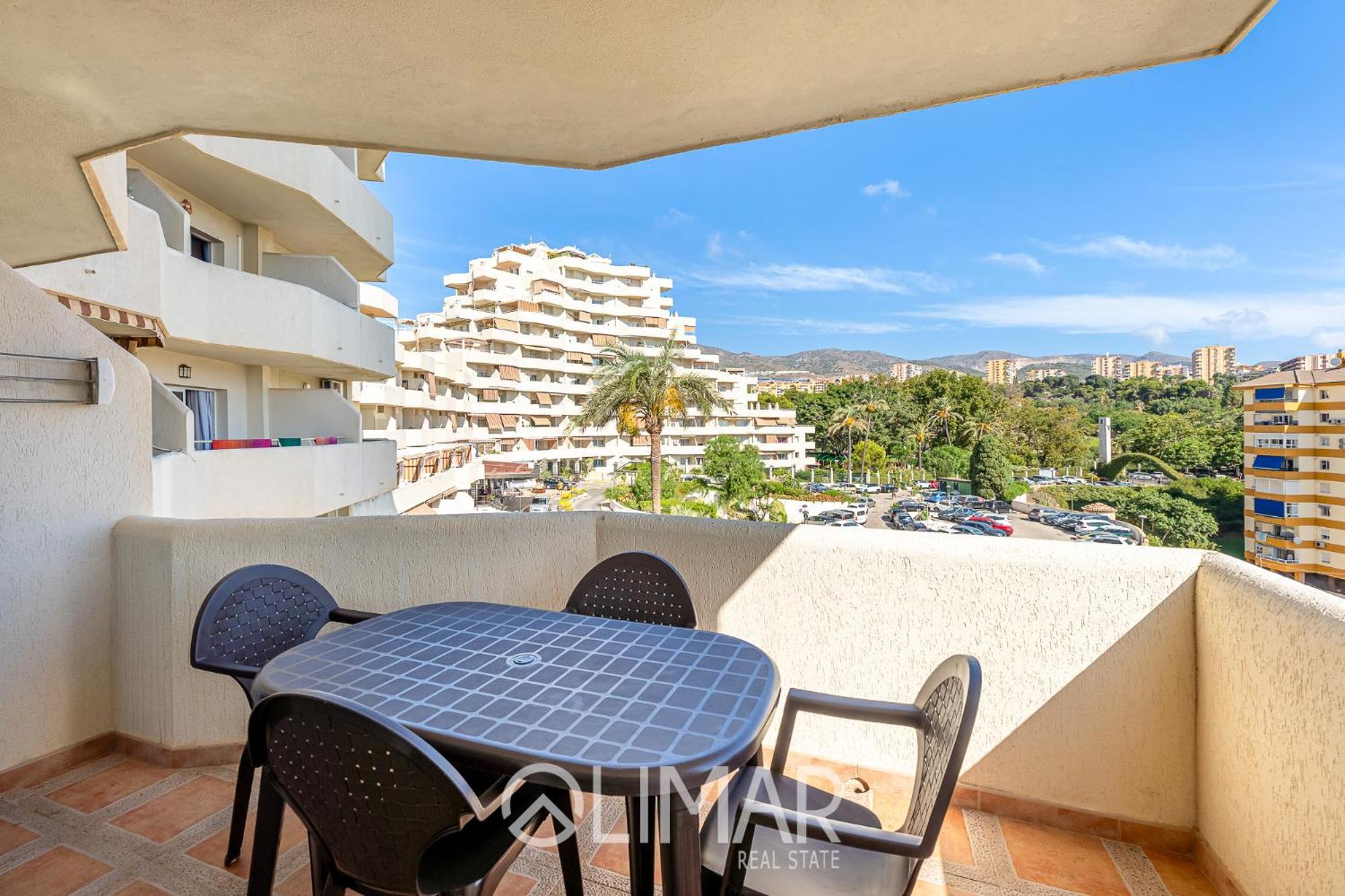 Bil Bil Beach - Benalbeach Benalmádena Exterior photo